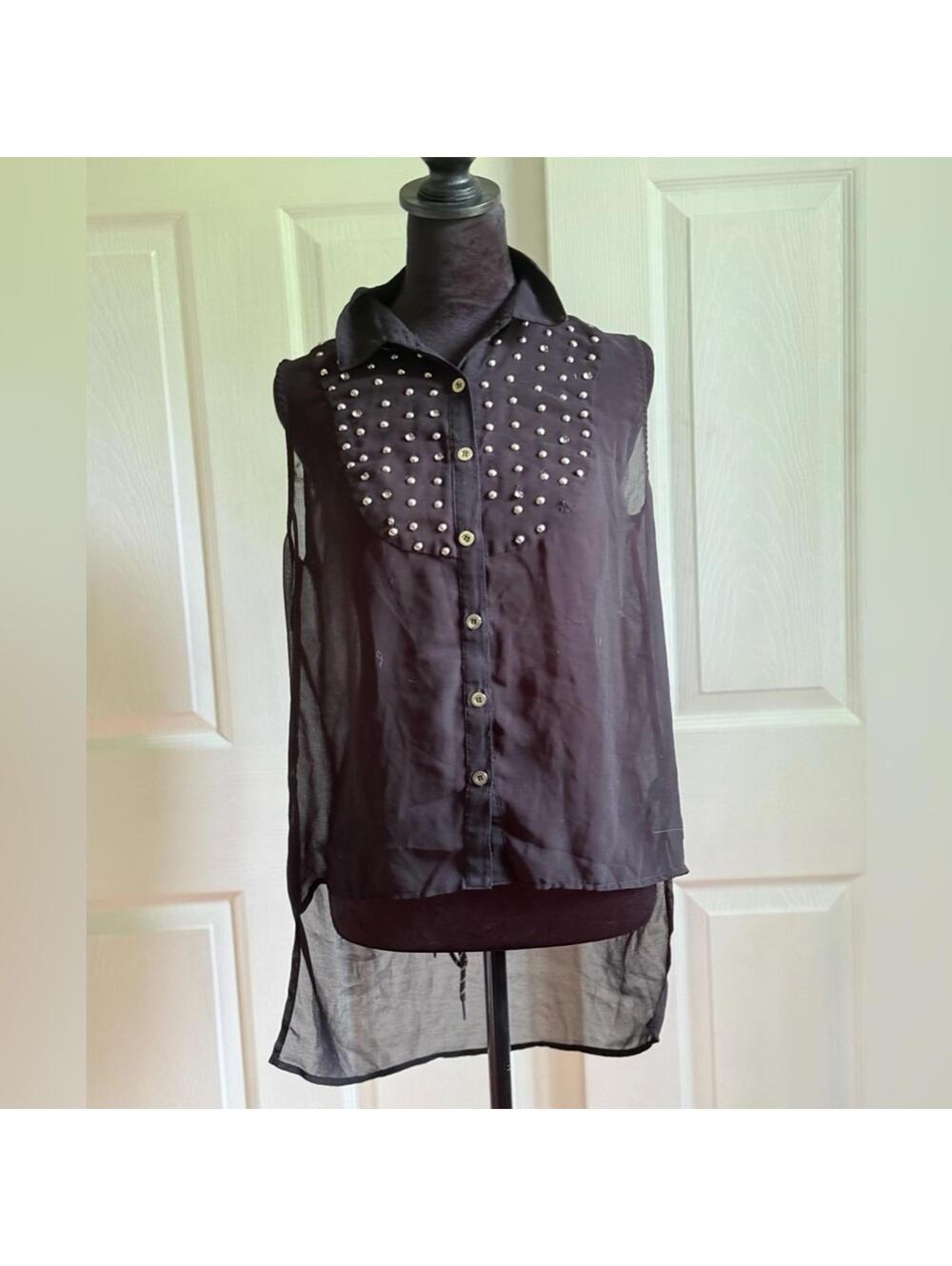 Women's Top | Tank Top | Forever 21 | Size Medium |
